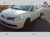 Nissan Tiida - 2005