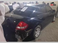 Nissan Versa - 2011