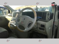 Nissan Elgrand - 2002