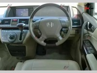 Honda Elysion - 2004