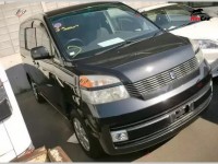 Toyota Voxy - 2002