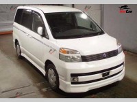 Toyota Voxy - 2002