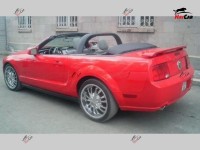 Ford Mustang - 2005