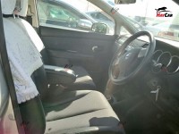 Nissan Tiida - 2005