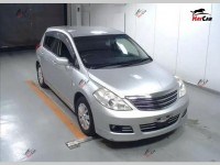 Nissan Tiida - 2009