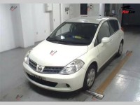 Nissan Tiida - 2010