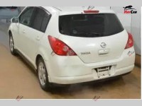 Nissan Tiida - 2005