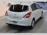 Nissan Tiida - 2010