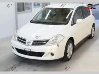 Nissan Tiida - 2010