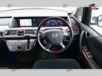 Honda Elysion - 2006