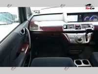 Honda Elysion - 2006