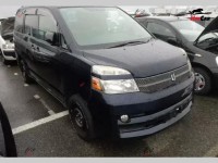 Toyota Voxy - 2004