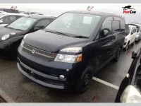 Toyota Voxy - 2004