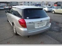 Subaru Legacy - 2004
