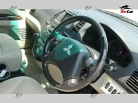 Mitsubishi Grandis - 2005