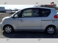 Toyota Platz - 2004