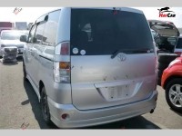 Toyota Voxy - 2002