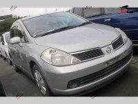 Nissan Tiida - 2004