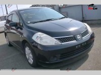 Nissan Tiida - 2004