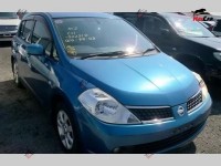 Nissan Tiida - 2004