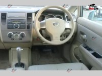 Nissan Tiida - 2005