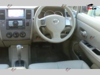 Nissan Tiida - 2004