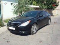 Hyundai Sonata - 2010