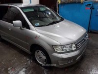 Mitsubishi Chariot - 2001