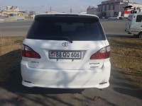 Toyota Ipsum - 2004