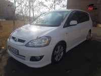 Toyota Ipsum - 2004