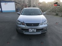 Mitsubishi Airtrek - 2002