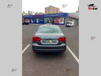 Volkswagen Jetta - 2011