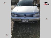 Volkswagen Golf - 2001