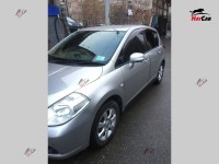 Nissan Tiida - 2004