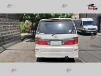 Toyota Alphard - 2004