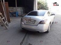 Nissan Maxima - 2011