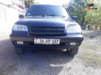 Chevrolet Niva - 2008
