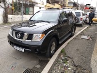 Nissan Pathfinder - 2005