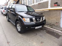 Nissan Pathfinder - 2005