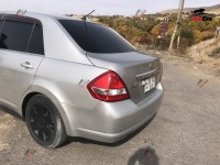 Nissan Tiida - 2005