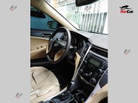 Hyundai Sonata - 2012