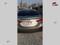 Hyundai Elantra - 2013