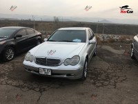 Mercedes-Benz C 240 - 2001