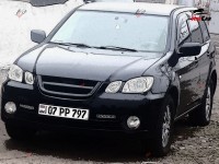 Mitsubishi Airtrek - 2001