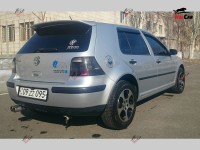 Volkswagen Golf - 2000