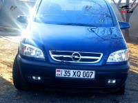 Opel Zafira - 2004