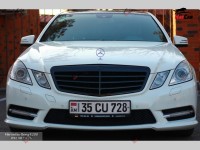 Mercedes-Benz E 200 - 2012