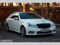 Mercedes-Benz E 200 - 2012