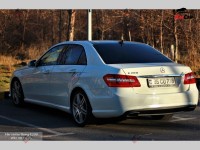 Mercedes-Benz E 200 - 2012