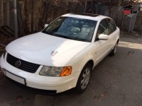 Volkswagen Passat - 2000